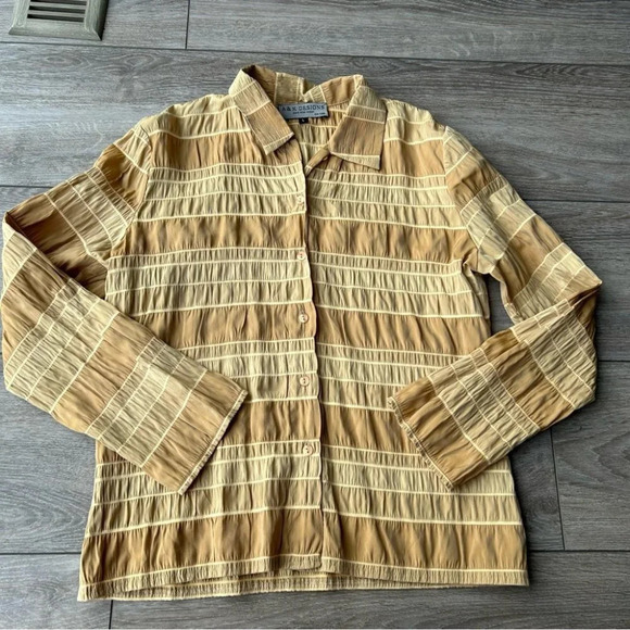 A&K Designs Tan Beige Smocked Button Down Blouse - Picture 4 of 15